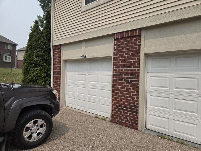 Building Photo - 29949 Fox Run Cir