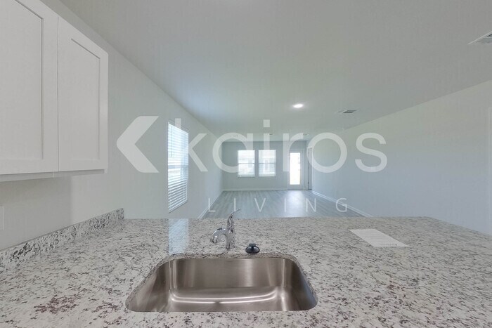 Building Photo - 14274 Ruffian Ave