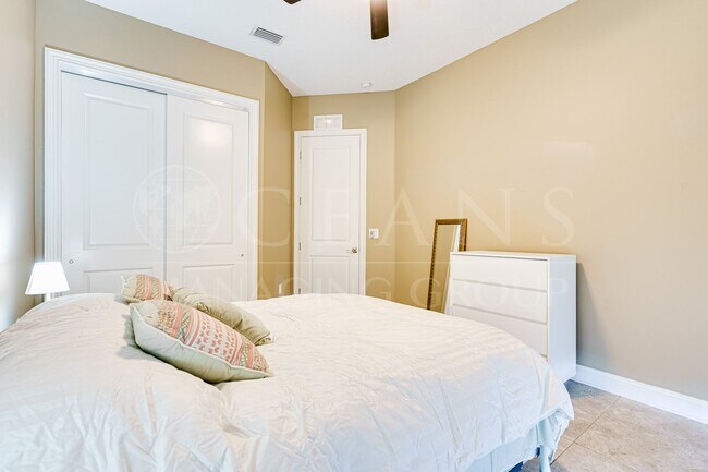 Building Photo - Welcome to Coastal Living at its Finest!