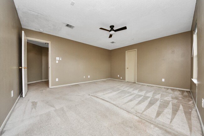 Building Photo - 4006 Wimberley Hollow Ln