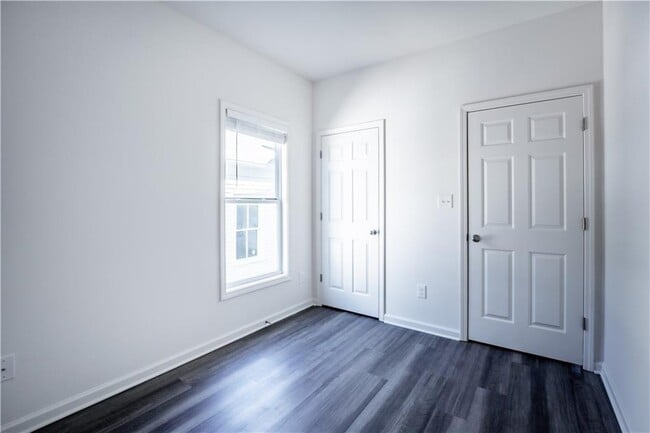 Building Photo - 1351 Finley St NE