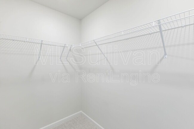 Building Photo - 5355 Arkose Dr