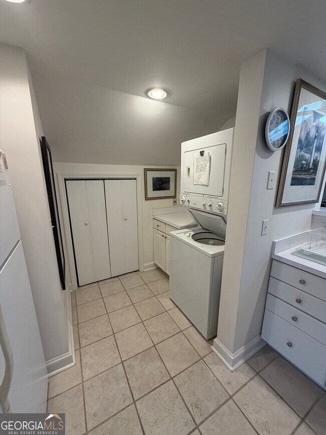 Building Photo - 601 Norris St