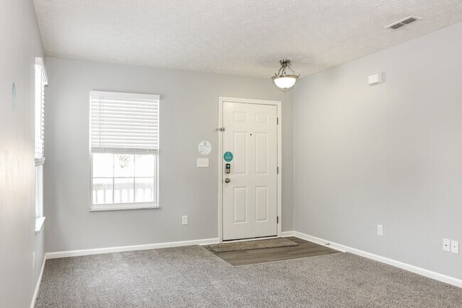 Building Photo - 3963 Genteel Dr