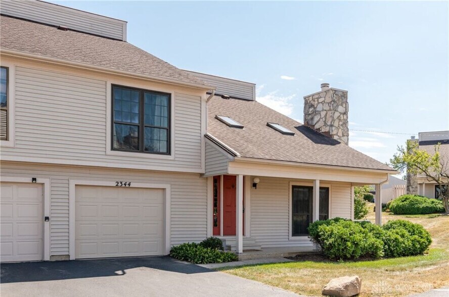 Primary Photo - 2344 Fieldstone Cir
