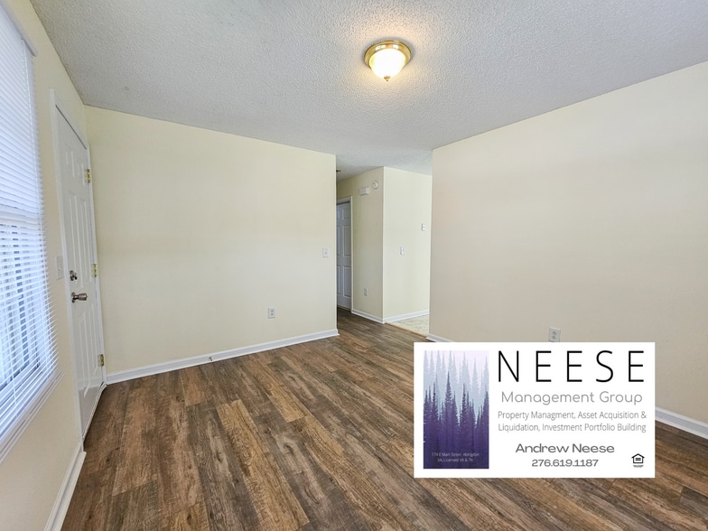 Building Photo - 640 Wyndale Rd