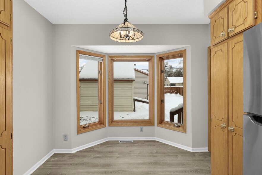 Building Photo - 3744 Perry Ave N