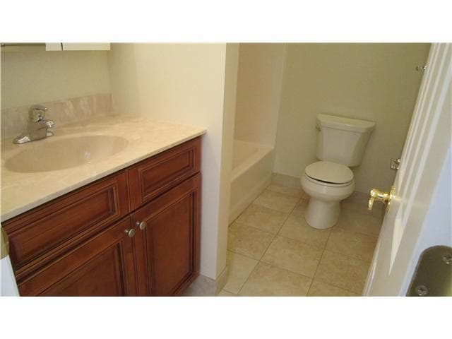 Building Photo - 309 Tondo Cir