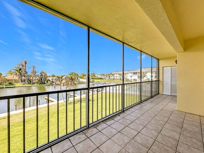 Building Photo - 300 S Banana River Blvd