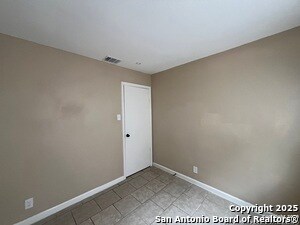 Building Photo - 4018 Sunrise Creek Dr