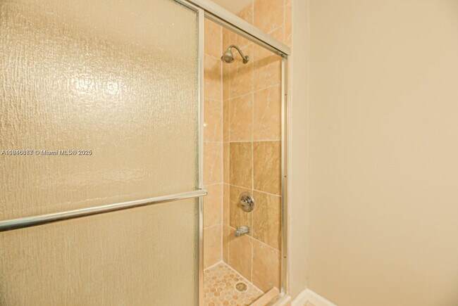 Building Photo - 9953 SW 147th Ct