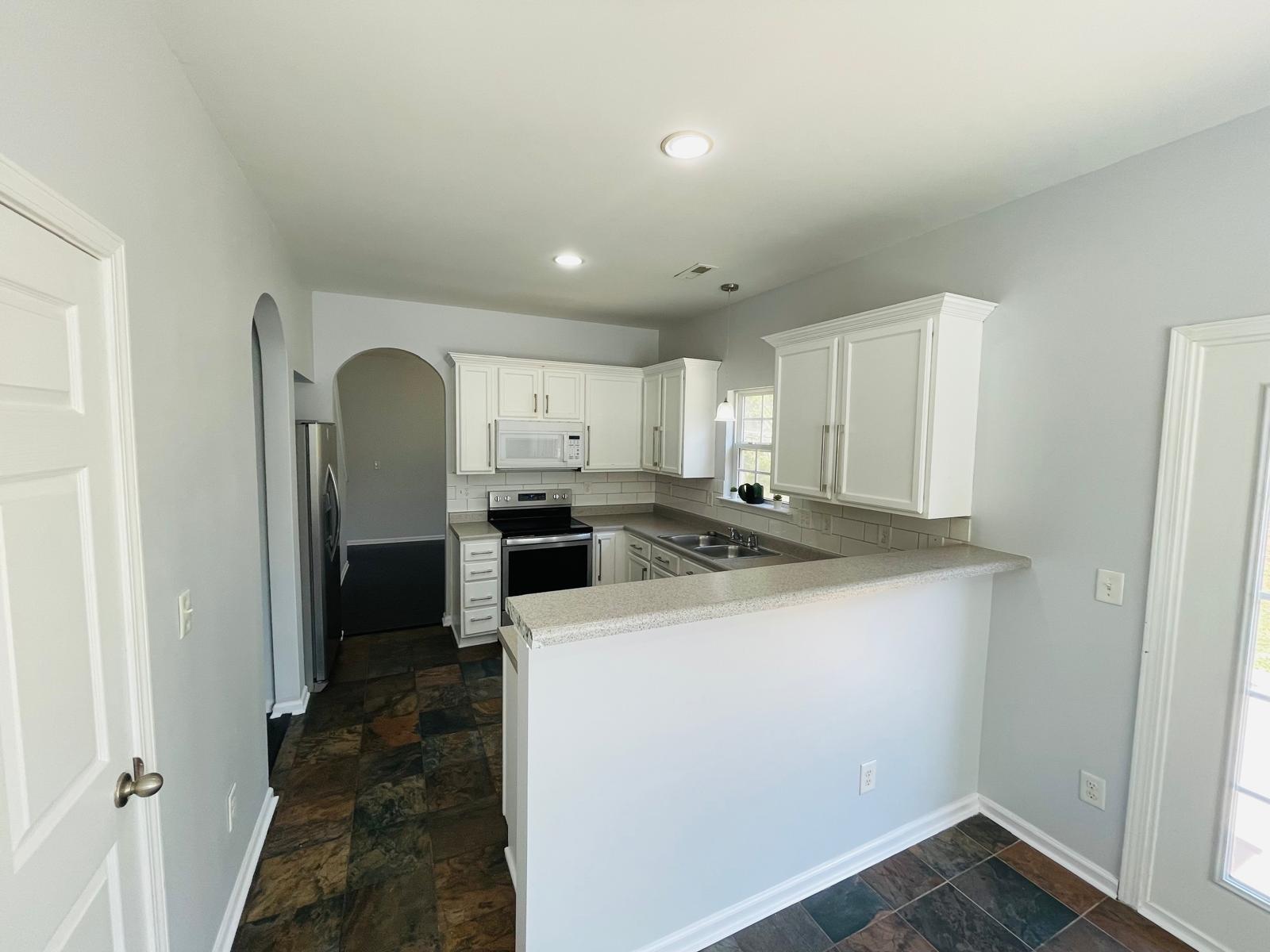 Building Photo - 3819 Fircrest Dr