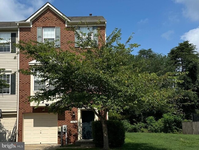 Building Photo - 7216 Mockingbird Cir