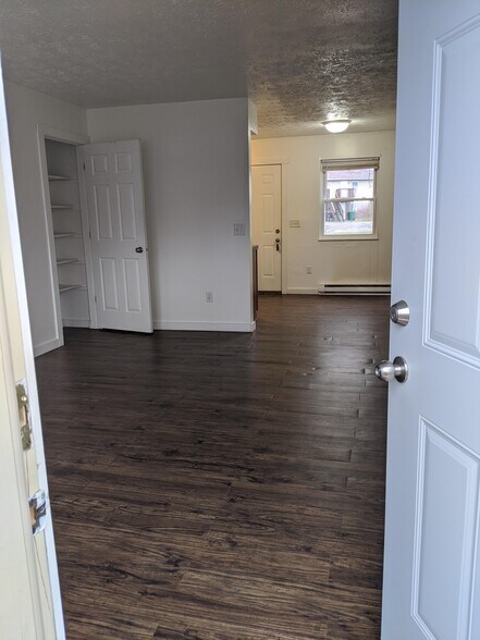 Living Room to Kitchen - 1227 Hilltop Dr