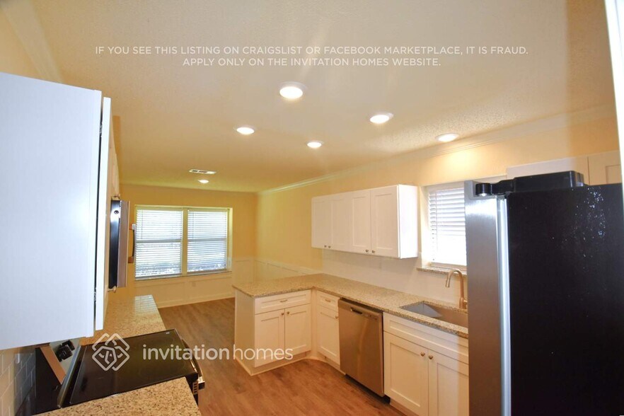 Building Photo - 6885 Hickory Hollow Ln