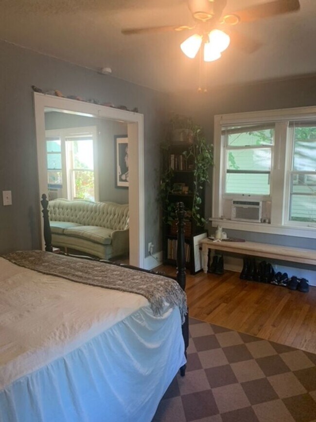 Building Photo - Cozy 1 bed 1 Bath Close to OU Campus