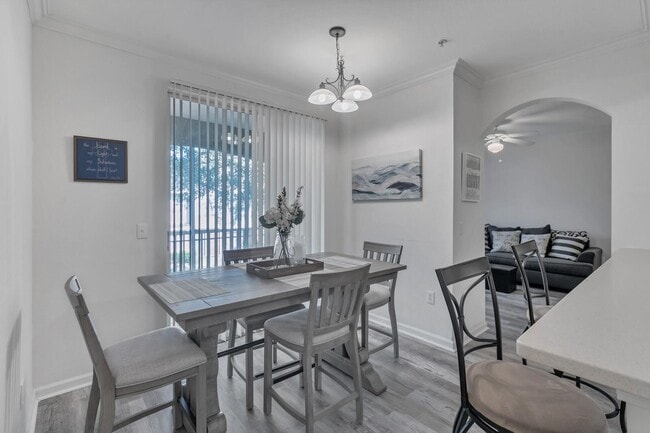 Building Photo - 10075 Gate Pkwy N