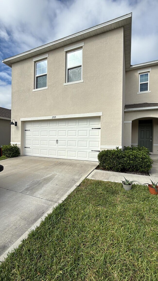 Building Photo - 2915 Turnstone Run