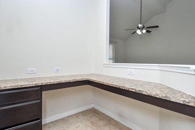 Building Photo - 30217 Live Oak Way