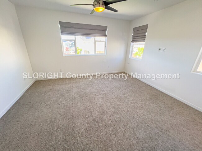 Building Photo - AVAILABLE NOW - 3 Bed/ 2.5 Bath Beautiful SLO Home