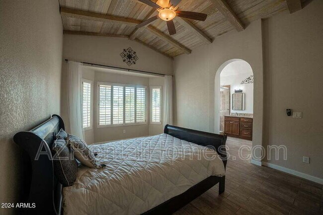 Building Photo - 16023 N 48th Pl