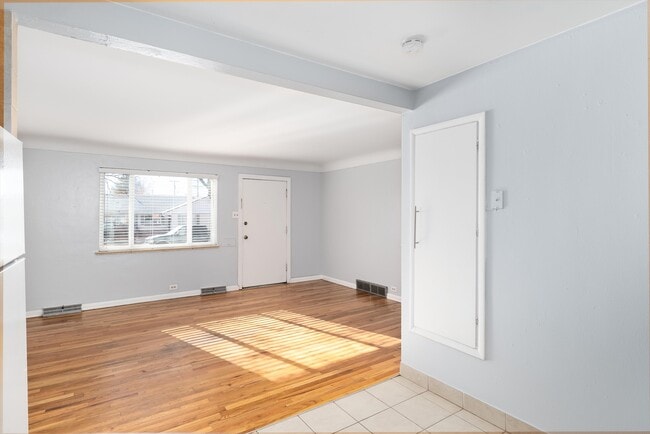 Building Photo - 8989 E 12th Ave