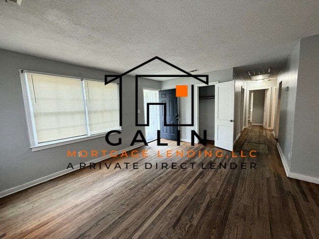 Building Photo - 261 W 73rd St