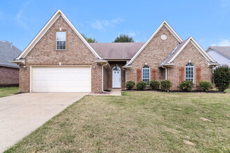 Building Photo - 2848 Pinnacle Dr