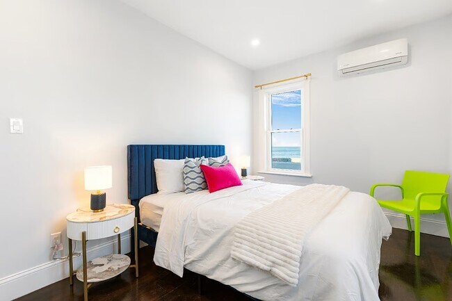 Building Photo - 63 Coral Ave