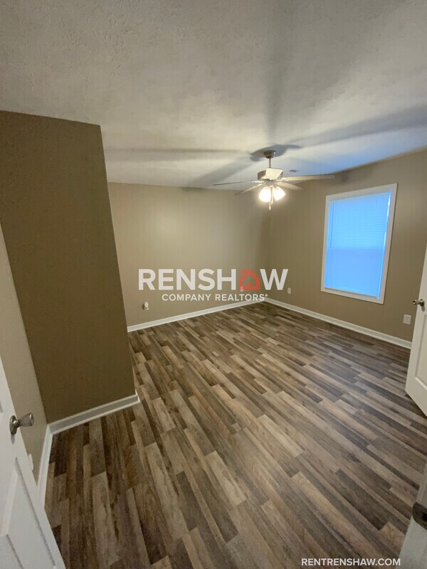 Building Photo - 469 Dana St