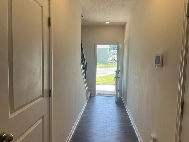 Building Photo - 181 Wanderlust Ct