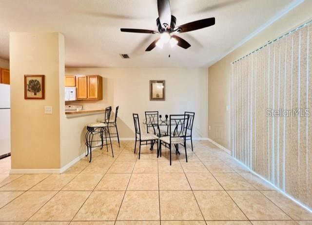Building Photo - 251 Royal Palm Dr