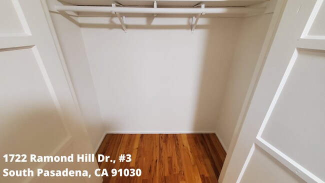 Building Photo - 1722 Raymond Hill Rd