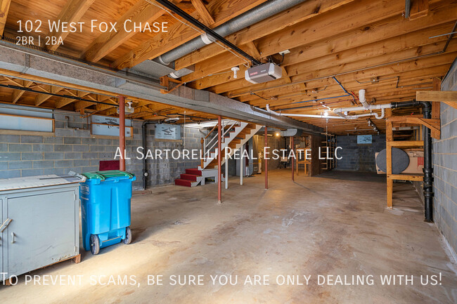 Building Photo - 102 W Fox Chase Rd