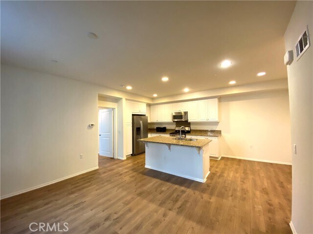 Building Photo - 584 Orlando Ct