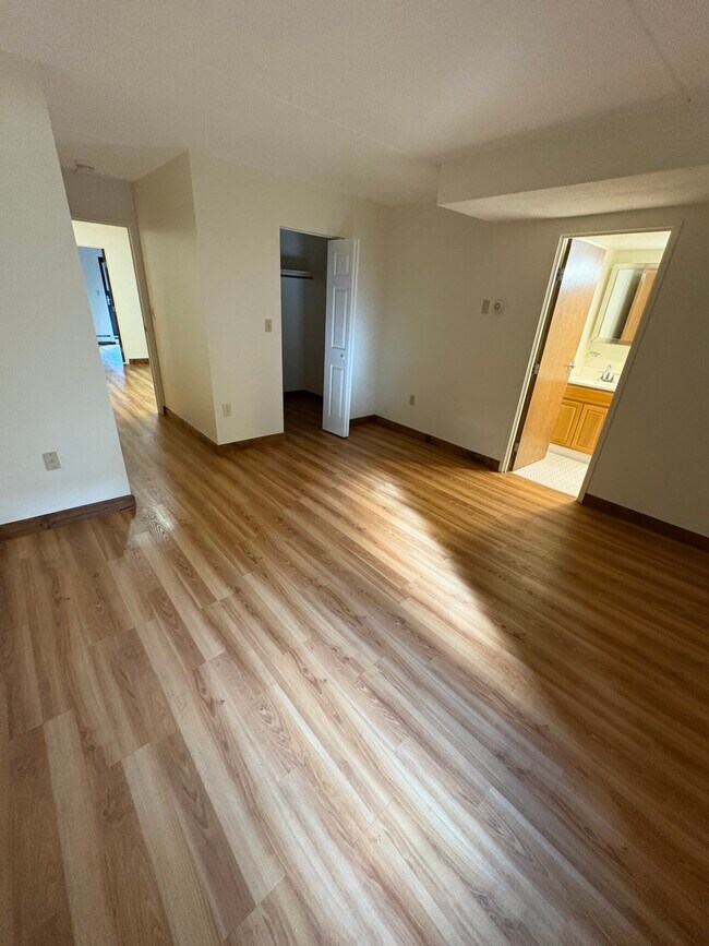 Building Photo - 400 Massachusetts Ave