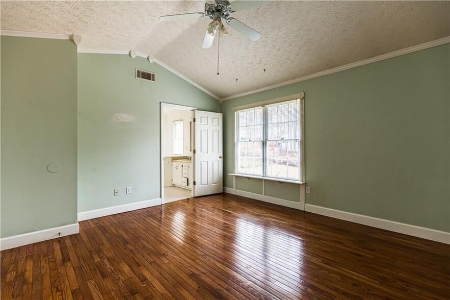 Building Photo - 1330 Grayland Hills Trail