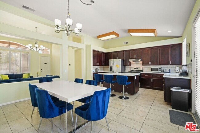 Building Photo - 69730 Mccallum Way