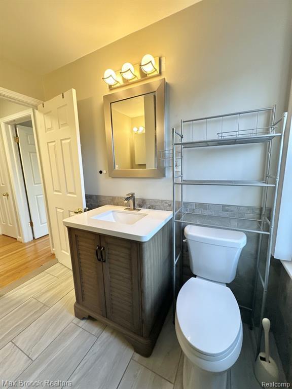 Building Photo - 214 Marlborough Dr