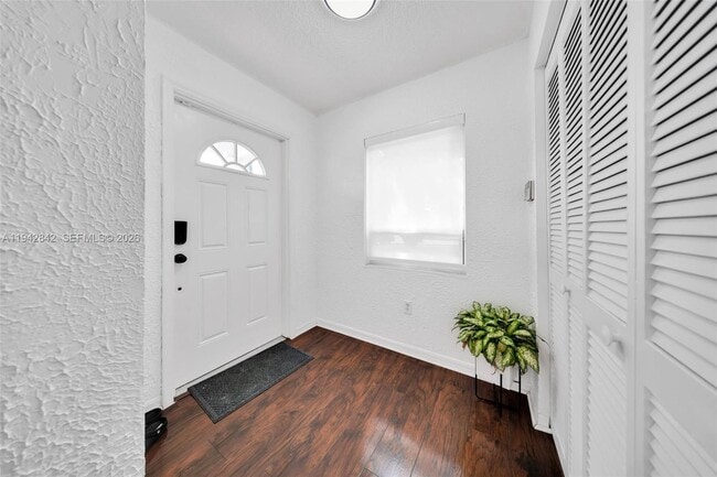 Building Photo - 15450 SW 143rd Ave