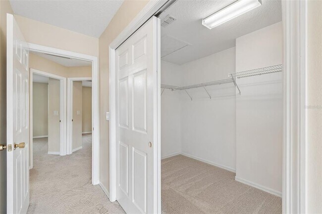 Building Photo - 20112 Indian Rosewood Dr