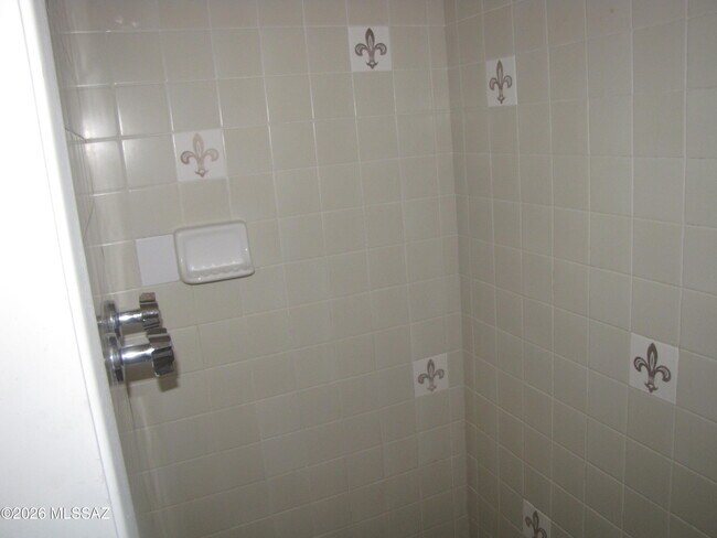 Building Photo - 2109 S Camino Seco