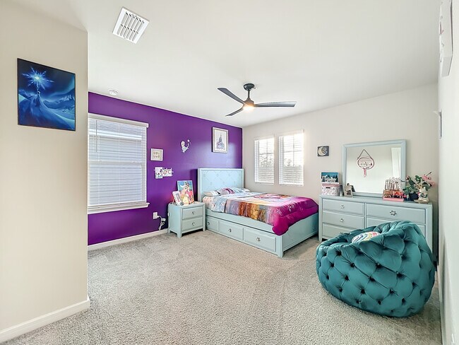 Building Photo - 1021 Savannah Palms Blvd