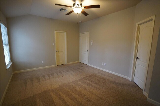 Building Photo - 5702 Fitchwood Ln