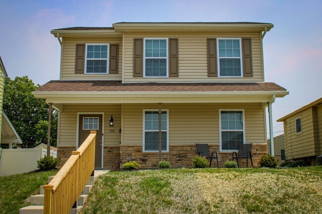 Building Photo - Brand New Home Walking distance to Spooky Nook