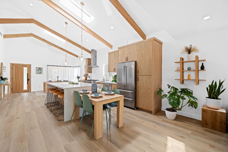 Building Photo - 4258 Beethoven St