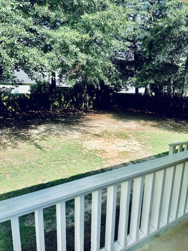 Building Photo - Grove Park Rental
