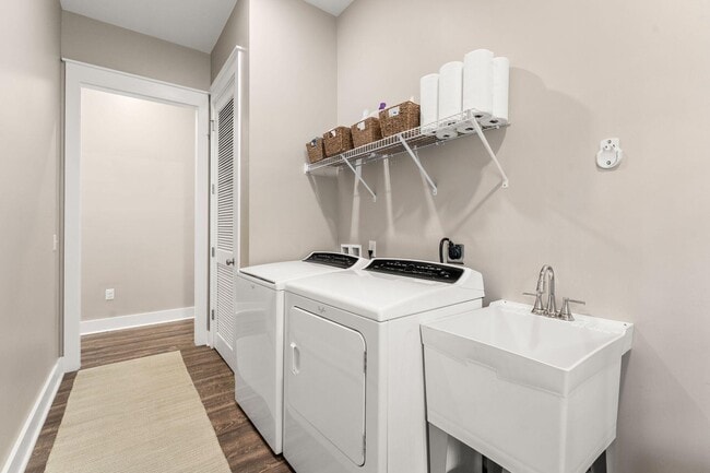 Building Photo - 156 Summer Breeze Ln