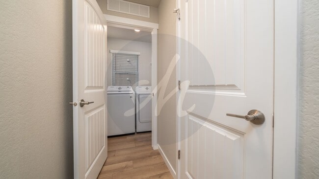 Building Photo - 5225 Palomino Ranch Point