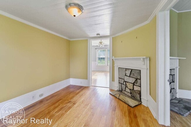 Building Photo - 2 br, 1 bath House - 4878 NC 56 E